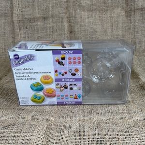 *Wilton Candy Melts Candy Mold Set